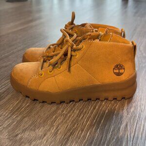 rare Timberland boots, size 13 little kids(EUR31).